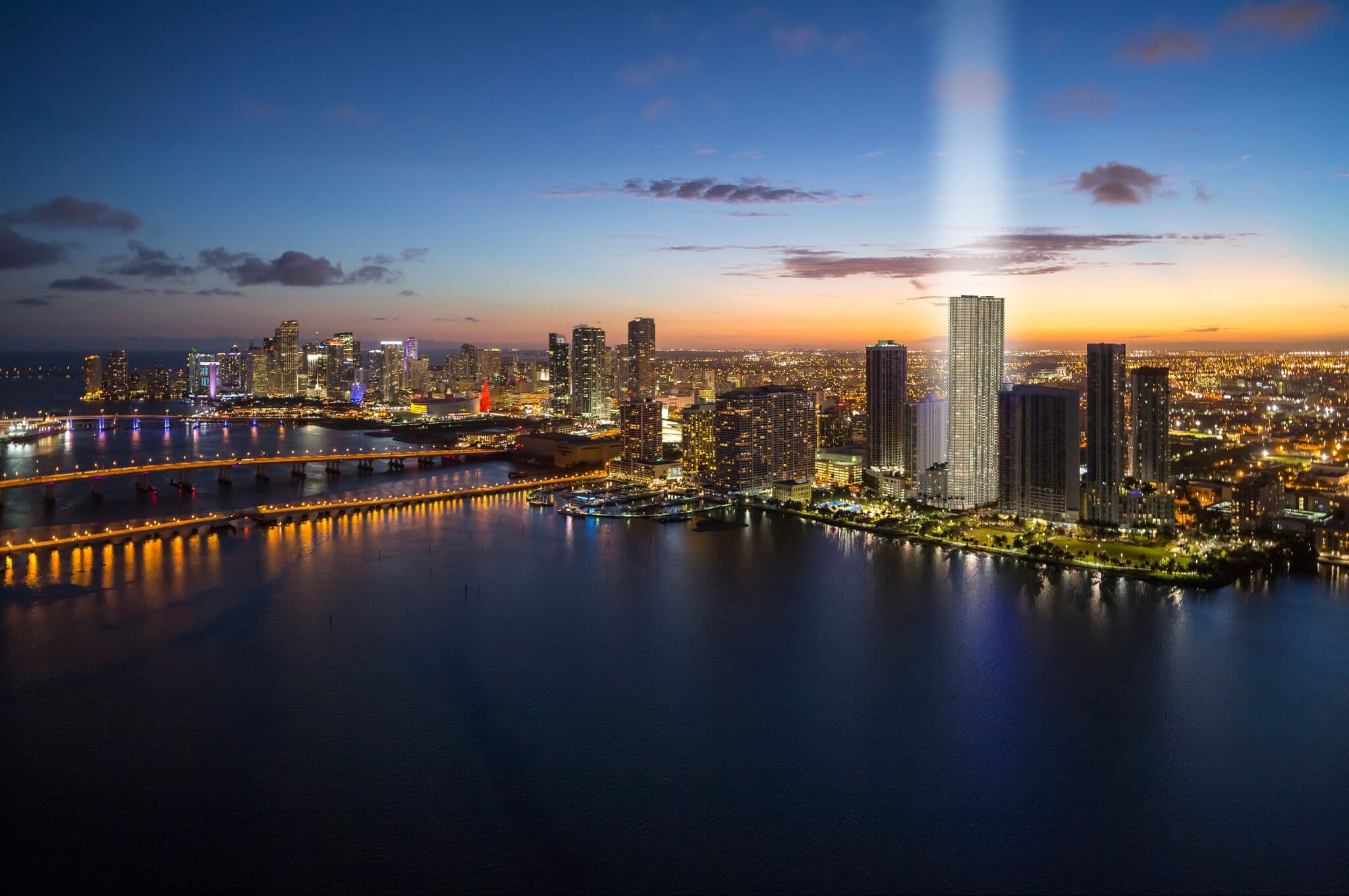 Aria on the Bay hero